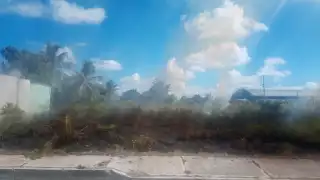 De acuerdo a testimonios recabados, el presunto responsable inició con la quema de desperdicios pero se le salió de control