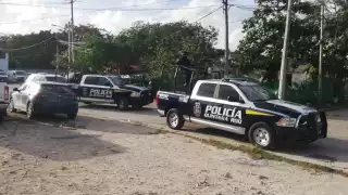 Elementos policiacos se encuentran afuera del Cereso, como medida preventiva ante posible ataque armado