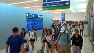 La mayoría de los vuelos programados en el aeropuerto de Cancún son internacionales, tanto en llegadas como en salidas este sábado