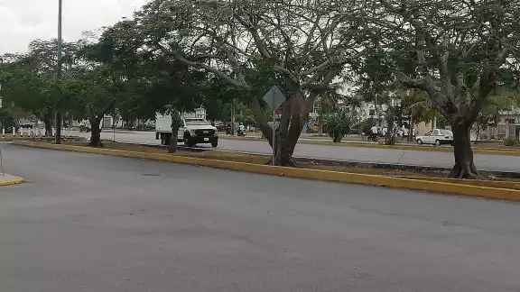 Tráfico en Cancún este lunes: Avenida Andrés Quintana Roo con movilidad fluida Tráfico en Cancún este lunes: Avenida Andrés Quintana Roo con movilidad fluida