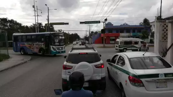 En las avenidas, la movilidad se mantiene promedio En las avenidas, la movilidad se mantiene promedio