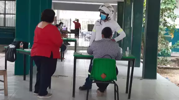 La jornada de arranque comprendió a los alumnos del primer grado en ambos turnos La jornada de arranque comprendió a los alumnos del primer grado en ambos turnos