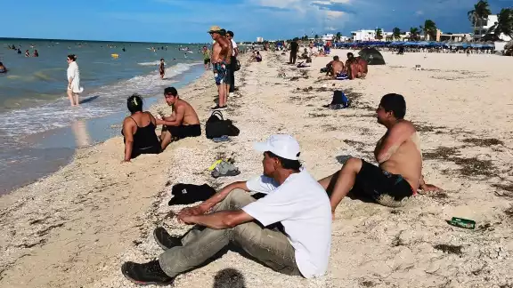 Durante el fin de semana se registró baja afluencia de turistas en el malecón de Progreso Durante el fin de semana se registró baja afluencia de turistas en el malecón de Progreso