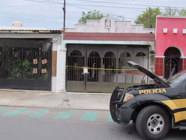 El hombre fue encontrado por su familia, luego de que acudieron a su domicilio ubicado en la calle 69 por 10 y 14