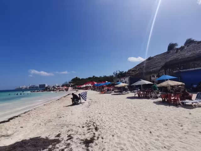 Se espera una temperatura máxima de 28°C en Cancún