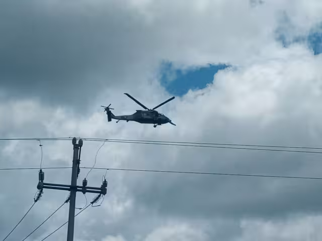 Por más de 20 minutos sobrevolaron donde se ubica el área de los avances de la obra en construcción del Tren Maya