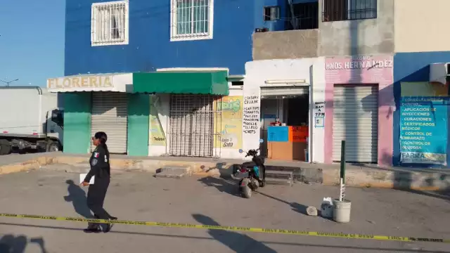 El hombre recibió varios impactos de bala