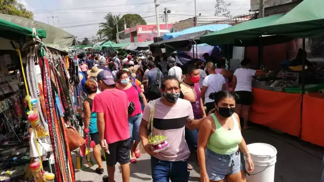 Tianguis de la Región 100