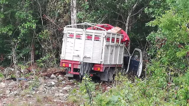 Al lugar llegaron policías preventivos para evitar actos de rapiña