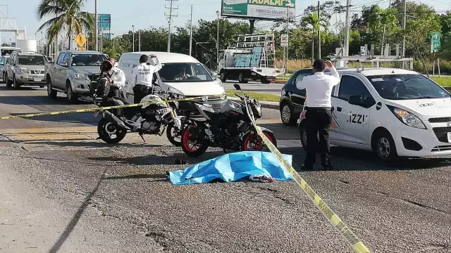 Los elementos de tránsito vigilaron el flujo vehicular en la zona