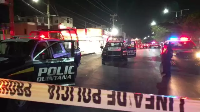 Al lugar acudieron elementos del Heroico Cuerpo de Bomberos, para controlar y sofocado en fuego en su totalidad