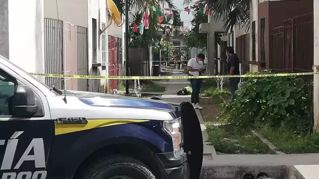 Los pistoleros que se trasladaban abordo de un taxi en el Fraccionamiento Villas Otoch