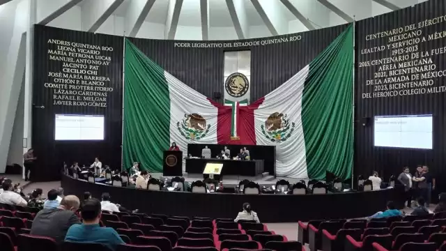 Afirman que no sirven de nada, porque no ayudan al pueblo y sólo aparecen cuando hay elecciones