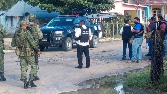 Todo aumotor era detenido para practicarle una revisión luego del crimen ocurrido a las 07:45 horas