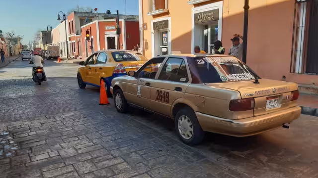 Los estudiantes eran los principales clientes de los taxistas