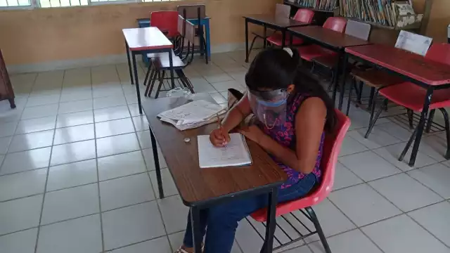 El apoyo económico de Mi Beca para Empezar es depositado mediante el Fideicomiso Educación Garantizada (FIDEGAR)