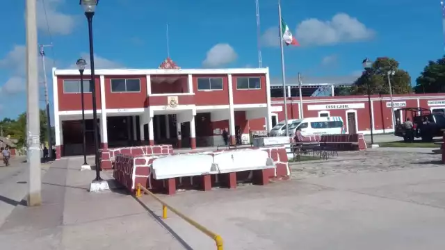 El comisario dejó plantados a los ejidatarios de Suma de Hidalgo