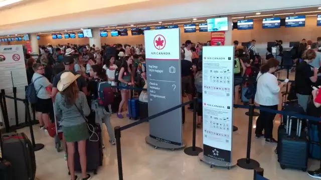 Este domingo la terminal aérea reportó que operaría 535 vuelos, entre despegues y aterrizajes