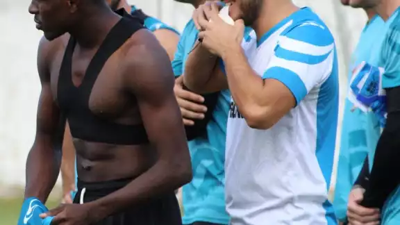 Abdoul Kairou es el quinto y último foráneo de 'La Ola Futbolera' Abdoul Kairou es el quinto y último foráneo de 'La Ola Futbolera'