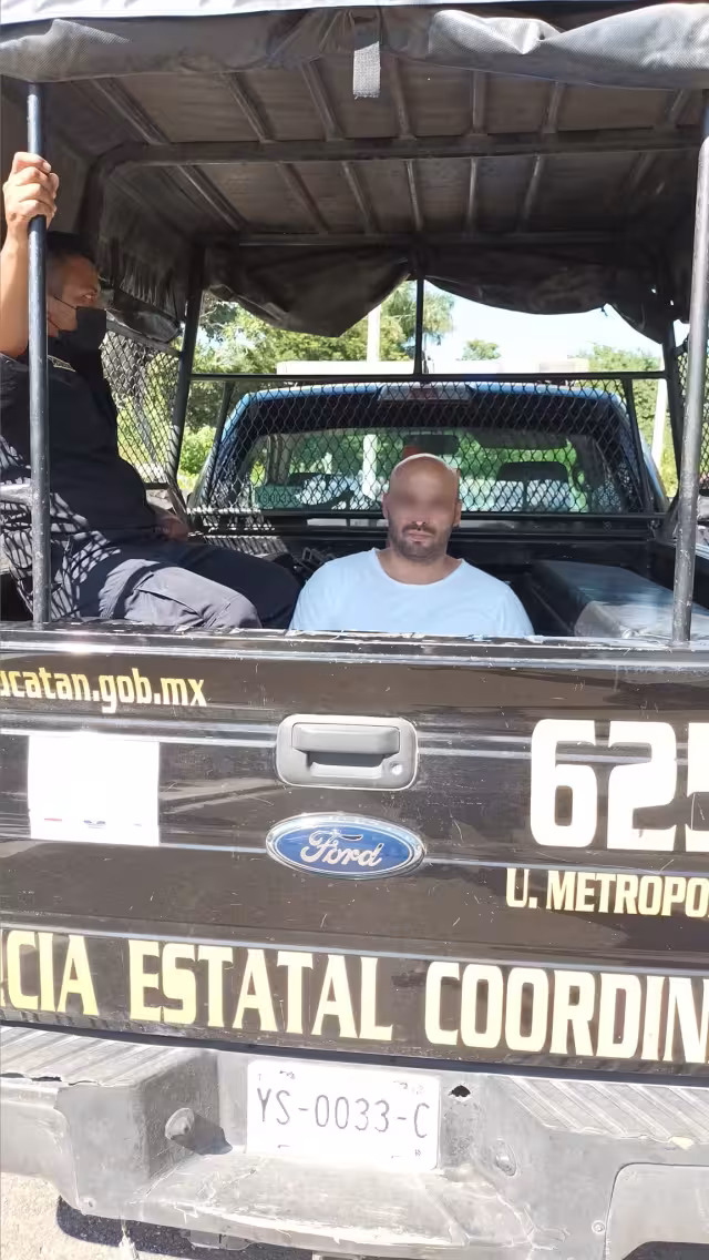 Gracias a que se encontraba una patrulla cerca se pudo evitar que escape