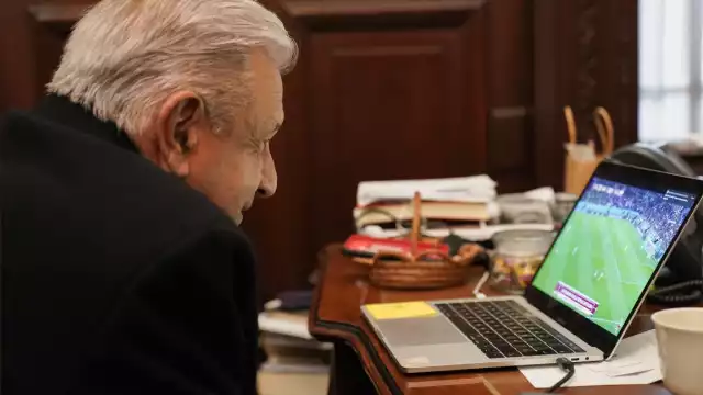 "La diferencia se llama Memo Ochoa”: AMLO celebra debut del 'Tri' en Mundial de Qatar 2022.