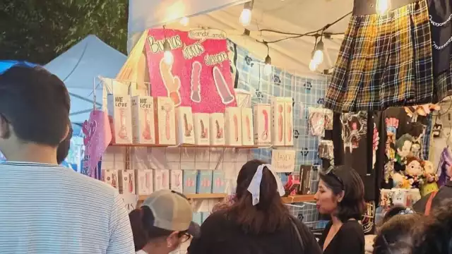 La venta de productos se extendió por toda la madrugada hasta el amanecer de este 6 de enero