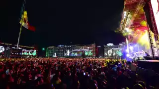 Celebran Grito en el Zócalo con serie de fuegos artificiales y música