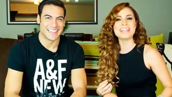 El cantante y la presentadora conforman una de las parejas más hermosas de la farándula.