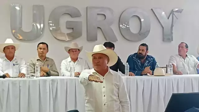 Tras rendir su informe se designó a Mario Esteban López Meneses como Presidente de la Ugroy