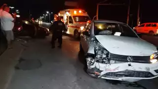 Agentes de vialidad y tránsito realizaron el peritaje correspondiente determinando la responsabilidad para el automóvil Chevrolet