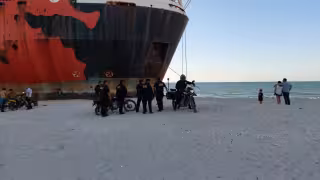 La Marina Armada de México para arribar al sitio y recuperar las bolsas