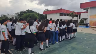 Alerta sísmica moviliza a estudiantes y cuerpos de emergencia en Tulum