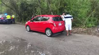 El conductor del automóvil particular fue multado tras el accidente registrado en la Zona Poniente de Playa del Carmen