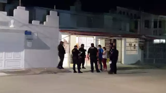 Al lugar arribaron elementos de la Policía Estatal quiénes ingresaron al predio