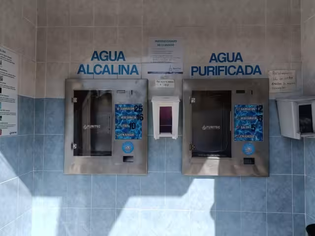 Falta de higiene obliga a suspender operaciones en carnicerías y purificadoras