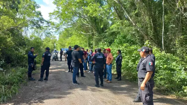 Rumores aseguran que el tercer pasajero se encuentra con vida al ser visto pidiendo un aventón
