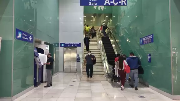 Entre los vuelos de llegada se tienen nueve de la Ciudad de México y los restantes de Monterrey, Oaxaca, Villahermosa, Miami