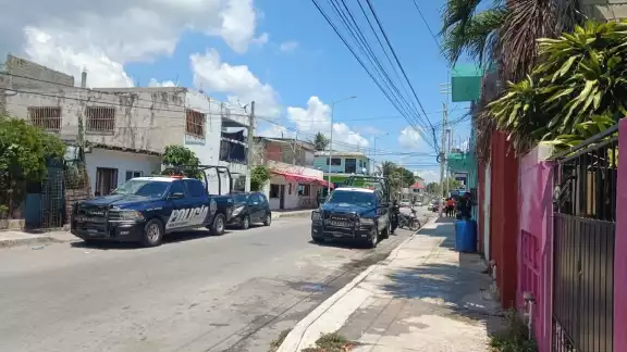 La zona quedó acordonada para esperar a la Fiscalía General del Estado La zona quedó acordonada para esperar a la Fiscalía General del Estado