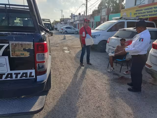 Paramédicos de la Cruz Roja Mexicana fueron los encargados de brindar la atención médica