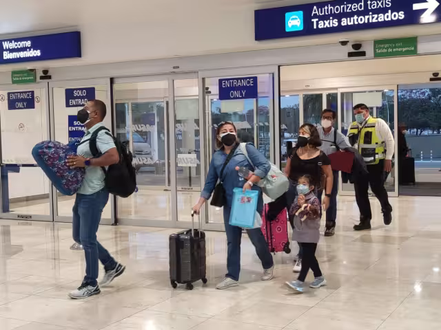 Los pasajeros del vuelo cancelado hacia la CDMX en Mérida fueron transferidos a otra salida operada por Aeroméxico