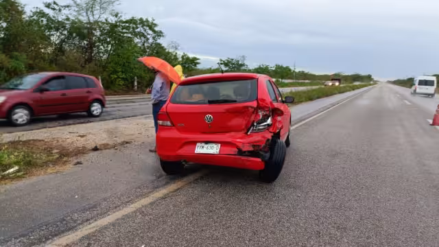 No hubo lesionados, solo daños materiales de ambos vehículos