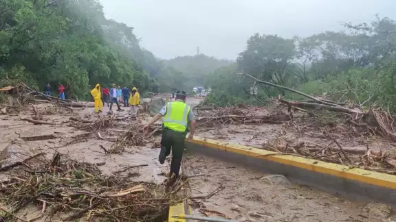 La zona afectada por el Huracán Otis en Guerrero cuenta ahora con el apoyo de la Guardia Nacional