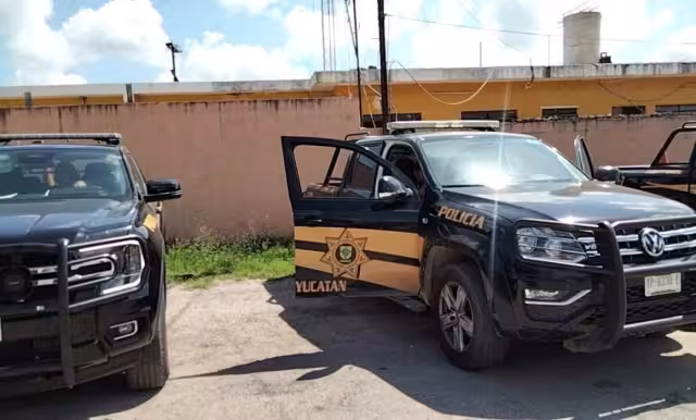 Al calor de bebidas embriagantes y recordar viejas rencillas, un joven fue ultimado frente a su casa en Izamal