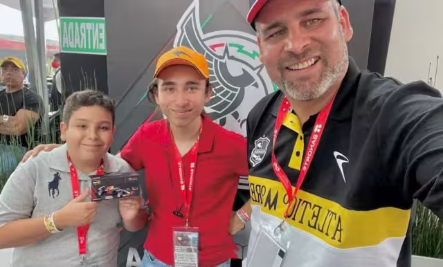 Captan al gobernador de Michoacán en el Gran Premio de México 2023