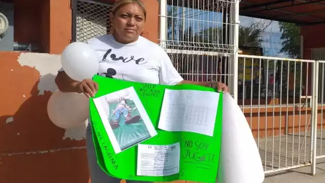 La madre pide a la directora de la escuela atender el caso de bullying que vive su hijo