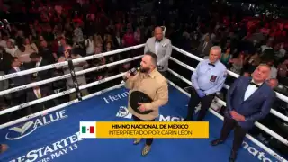 Carín León interpretó el himno nacional mexicano en la pelea del Canelo Álvarez
