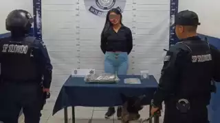 Arrestan a presunta narcomenudista en Playa del Carmen