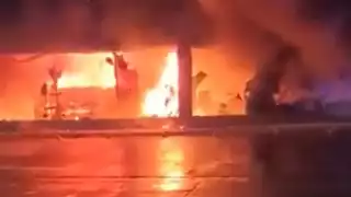 Así sacaron a clientes y empleados de un Oxxo en Guanajuato: VIDEO