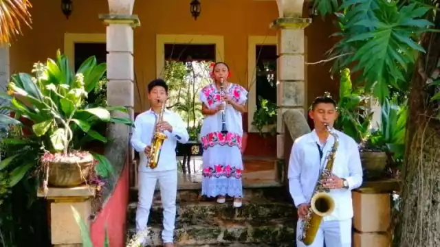 En el video pueden ustedes apreciar la actuación de los jóvenes