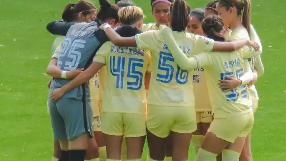 El marcador terminó 4-0 favor Pumas UNAM